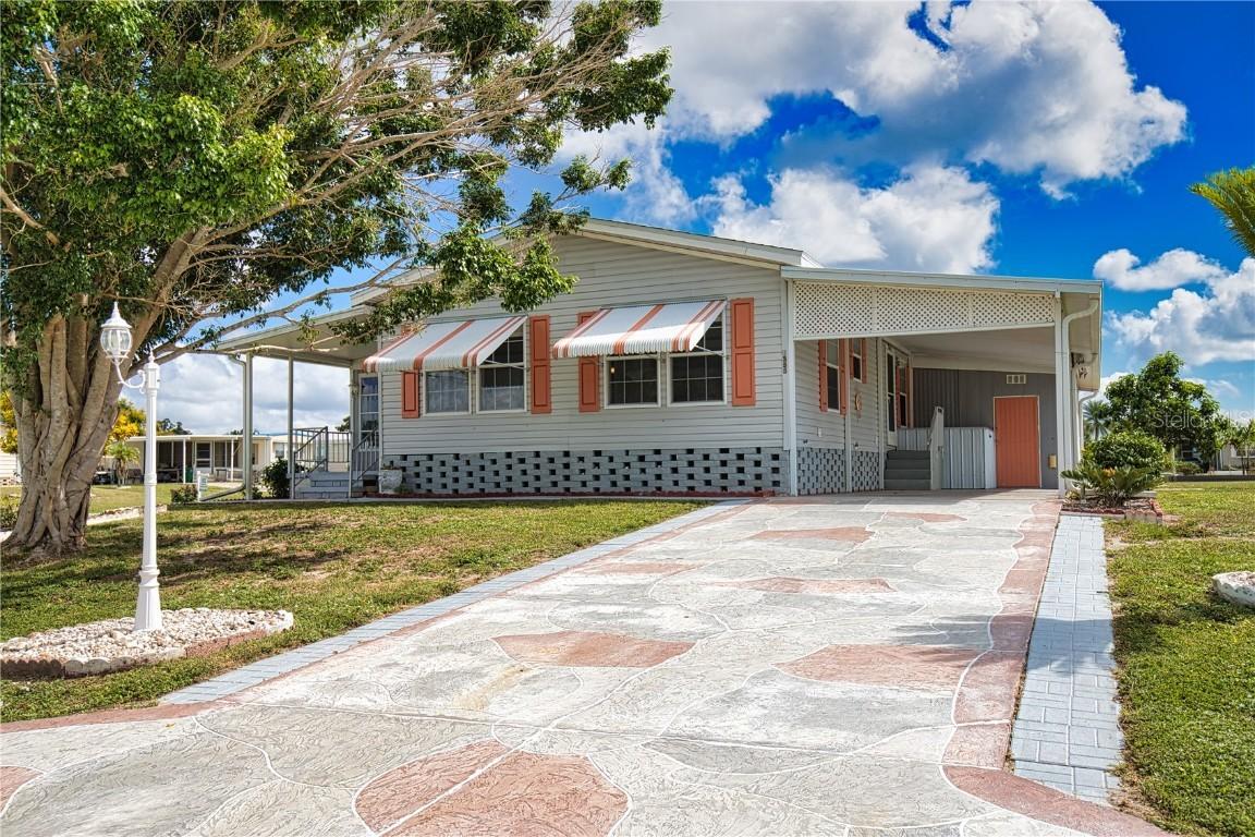 1555 Sanderling Dr., Englewood, FL 34224