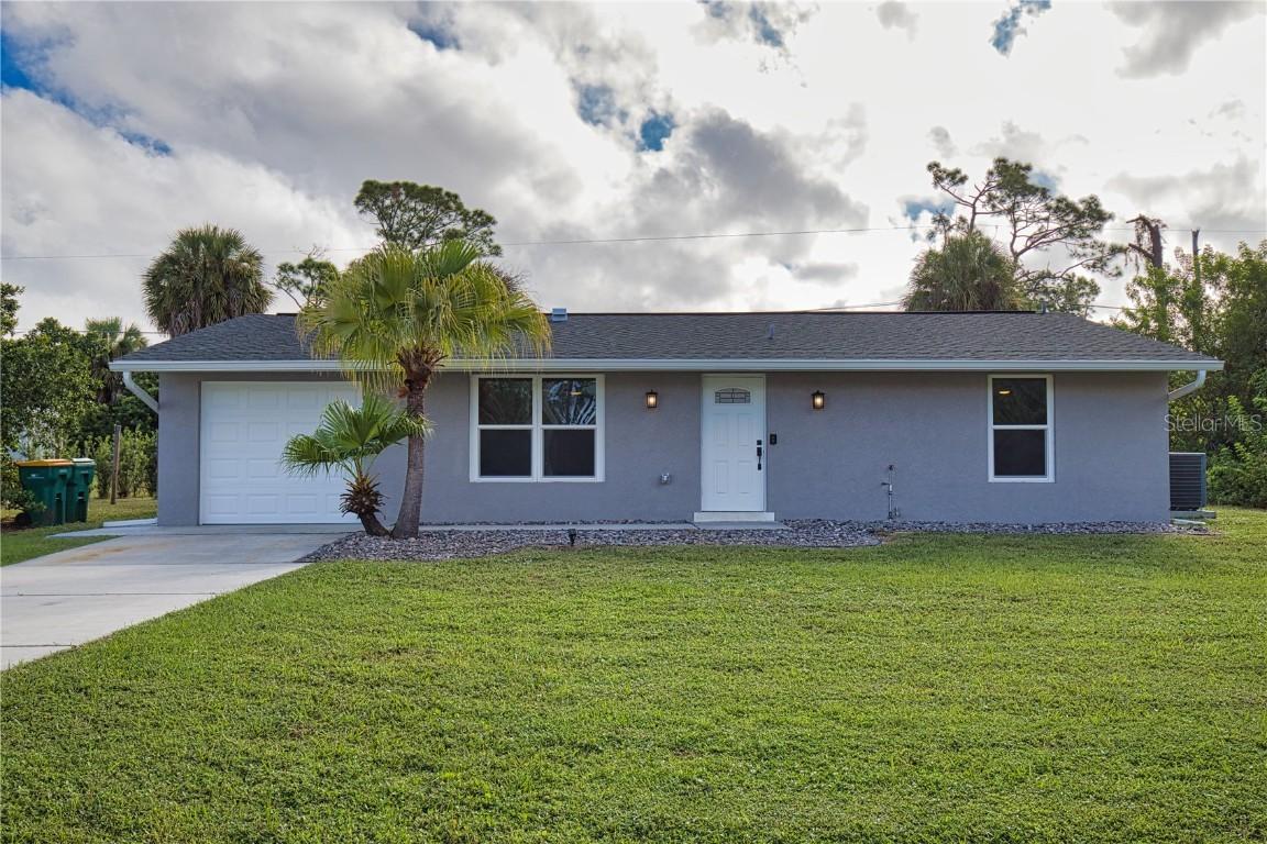 2428 Collingswood Blvd., Port Charlotte, FL 33948