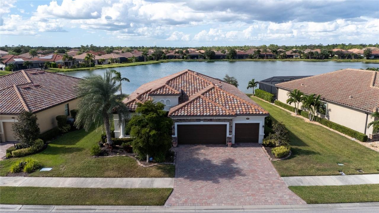 20373 Granlago Dr., Venice, FL 34293