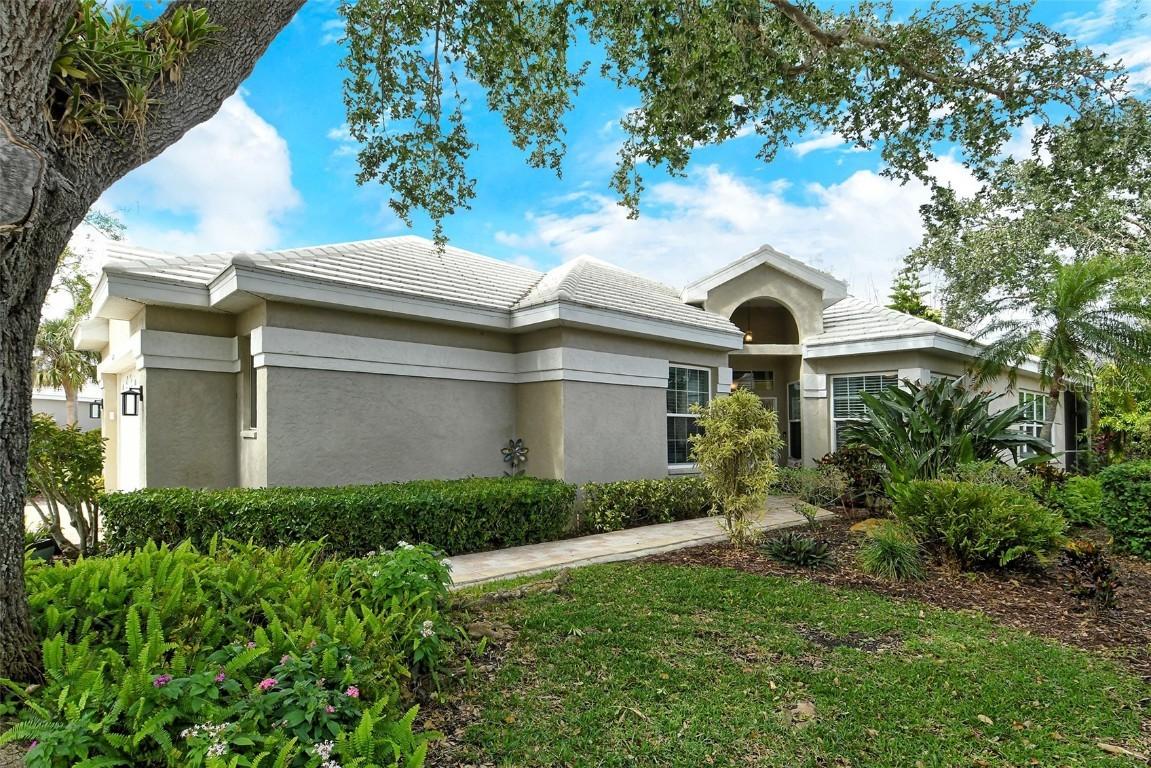 560 Fallbrook Dr., Venice, FL 34292