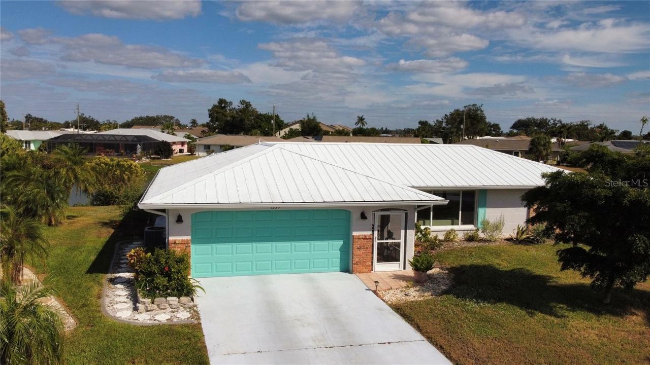 1339 Cambridge Dr., Venice, FL 34293