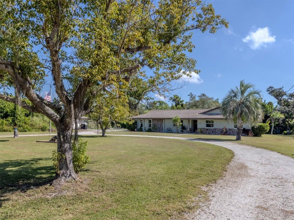 1110 Gladstone Blvd., Englewood, FL 34223