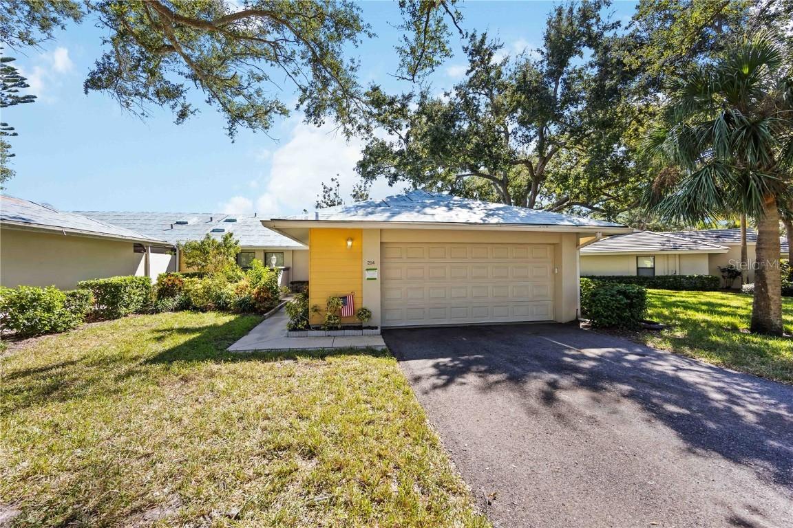 214 Southampton Dr. #327, Venice, FL 34293