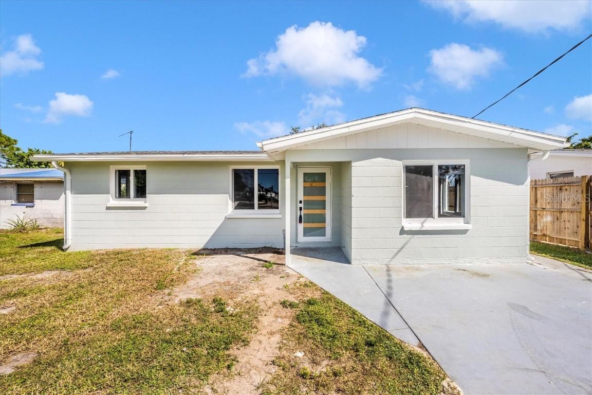 45 Euclid Ave., Englewood, FL 34223