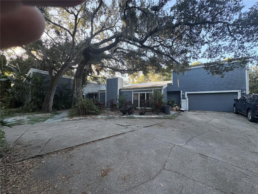 4889 Brigitta Dr., Sarasota, FL 34241