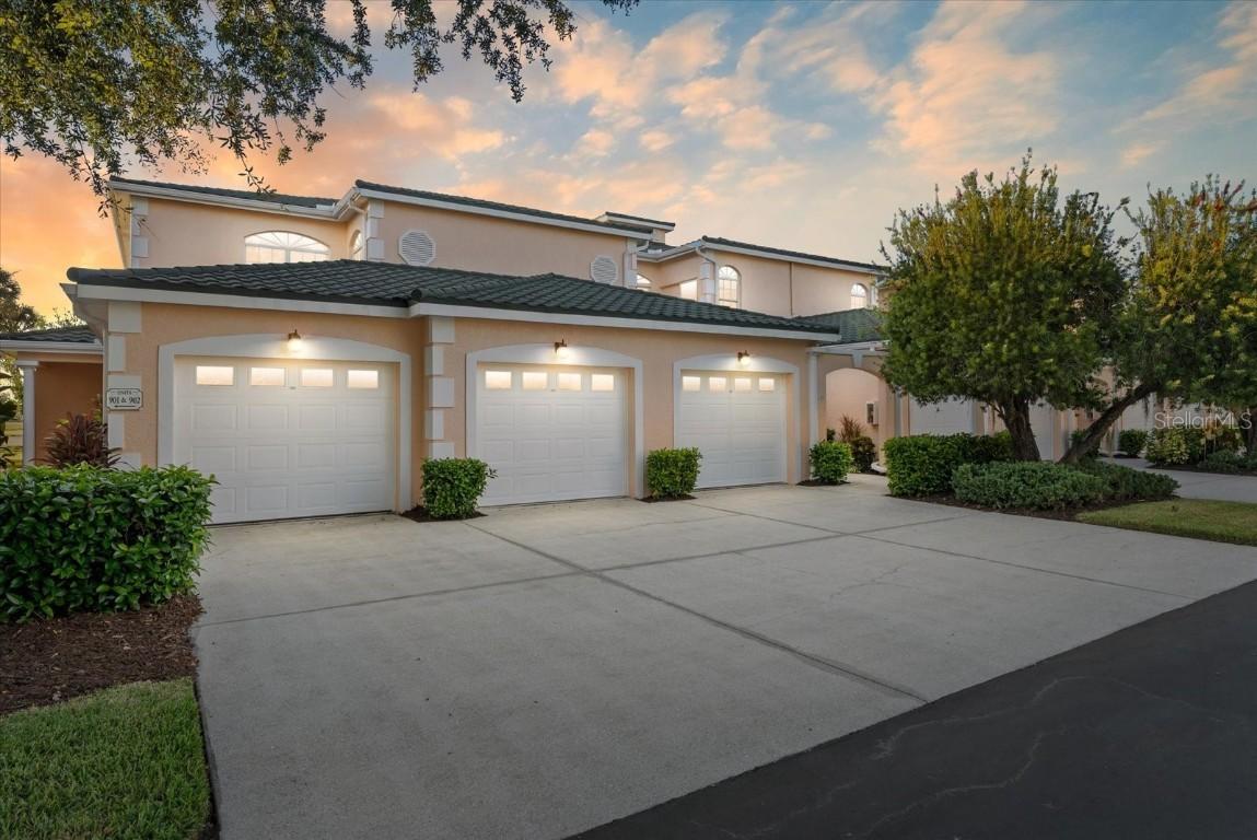 903 Gondola Park Dr., Venice, FL 34292