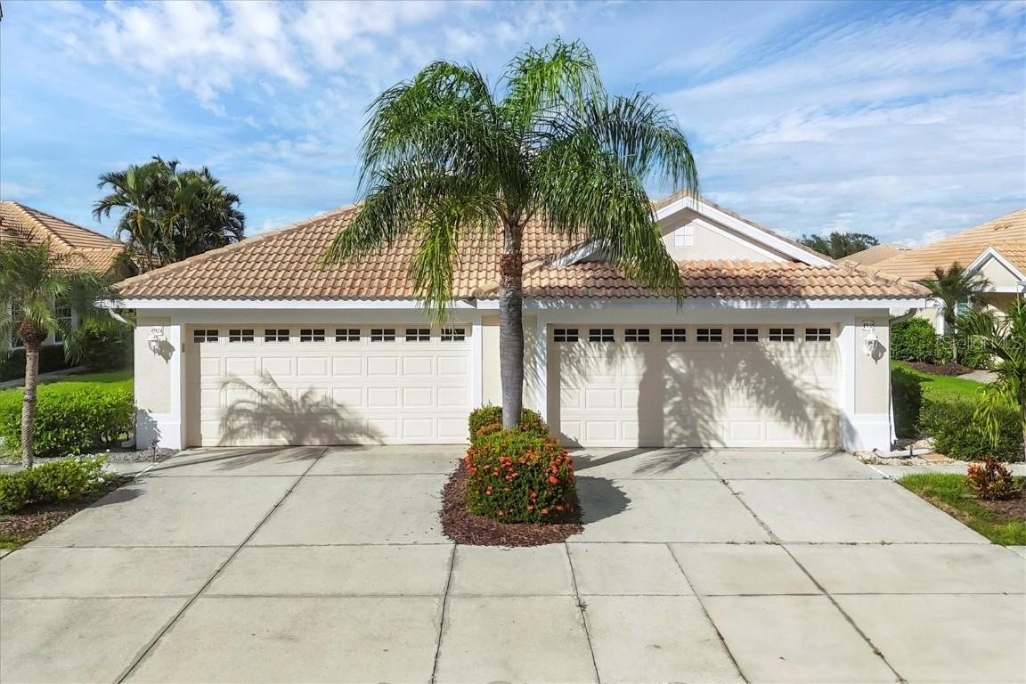 4924 Whispering Oaks Dr., North Port, FL 34287