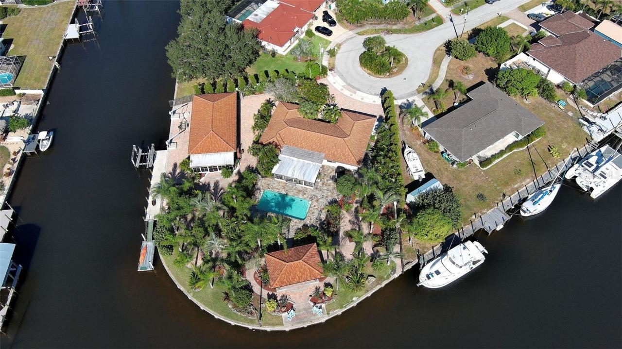 107 Free Ct., Port Charlotte, FL 33952