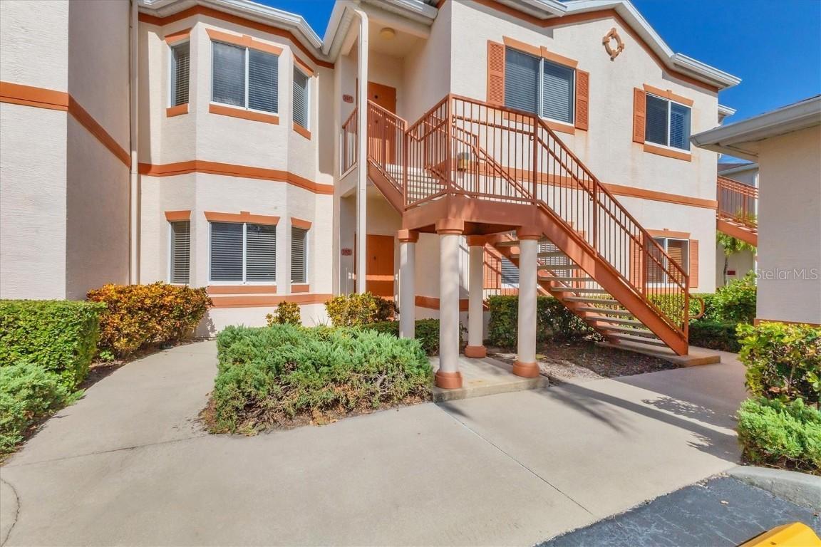 3921 Mediterranea Cir. #212, Sarasota, FL 34233
