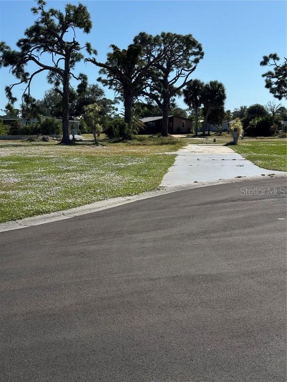 3303 Dove Ln., Englewood, FL 34224