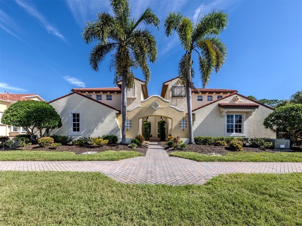 122 Bella Vista Ter. #8A, Nokomis, FL 34275