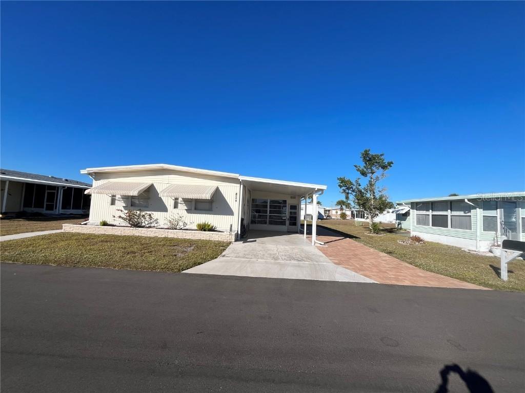 824 Cervina Dr., Venice, FL 34285