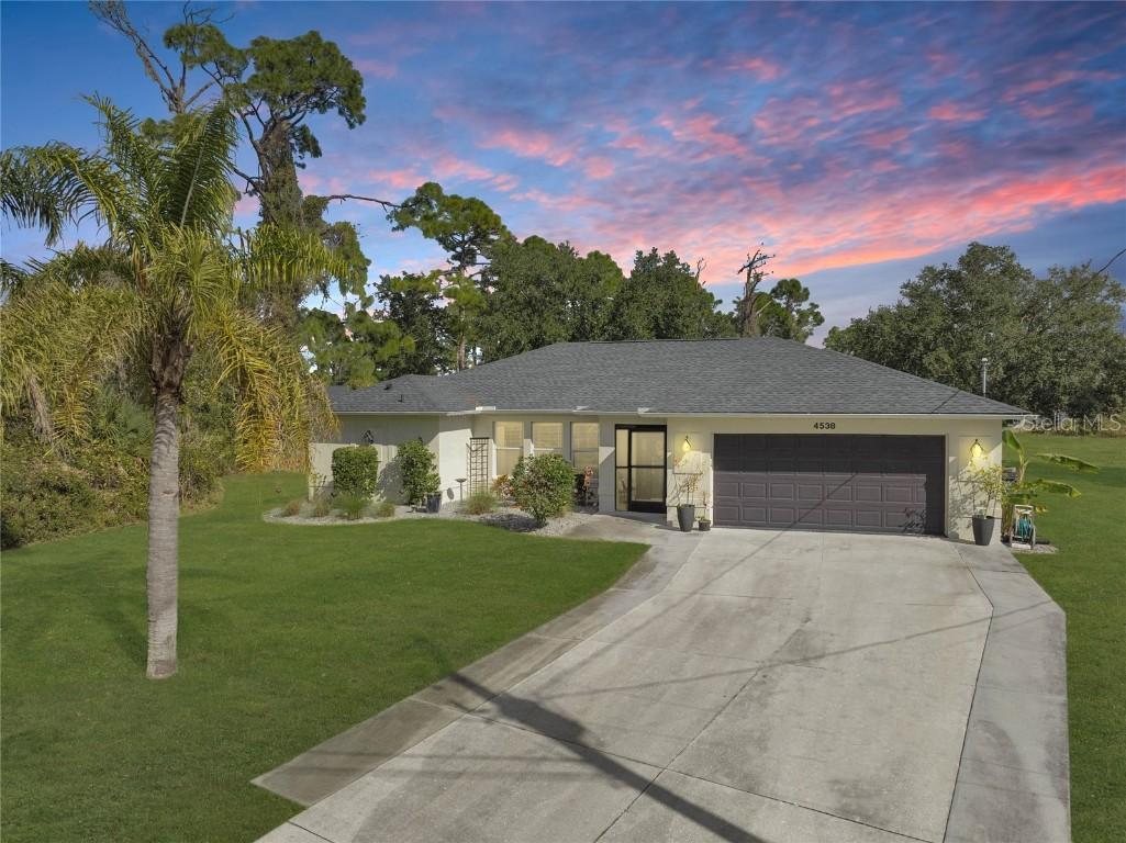 4538 Bathfeld Rd., North Port, FL 34291