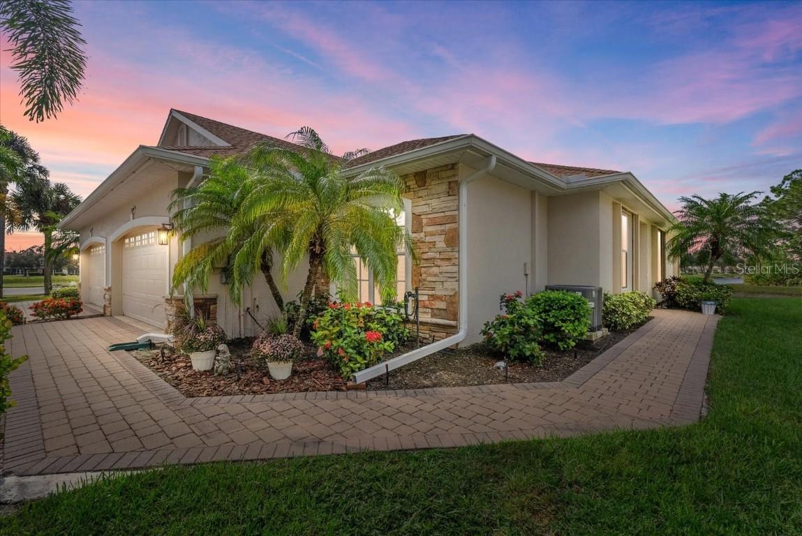 2039 Scarlett Ave., North Port, FL 34289