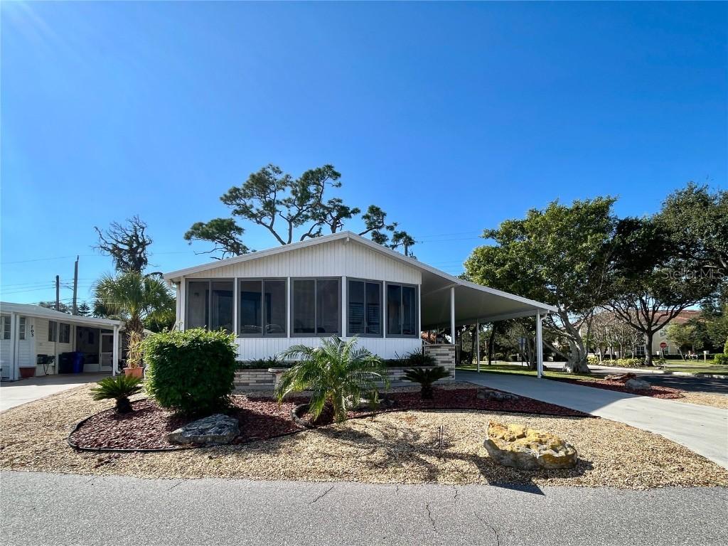 701 S Green Cir. #74, Venice, FL 34285