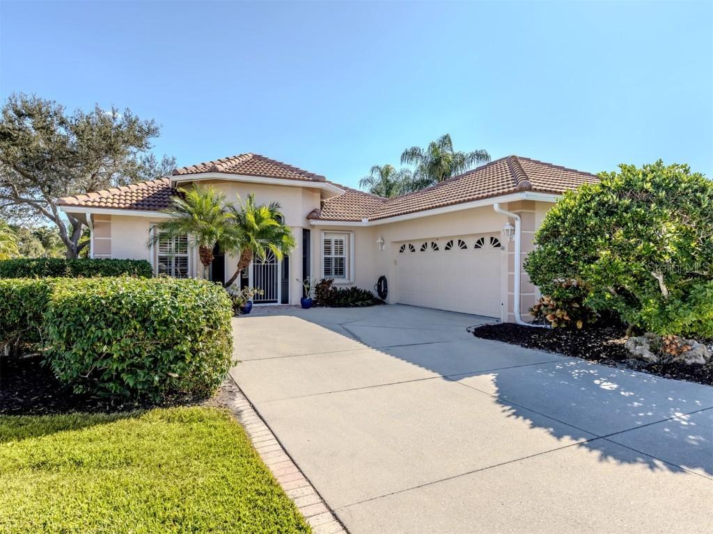 155 Grand Oak Cir., Venice, FL 34292