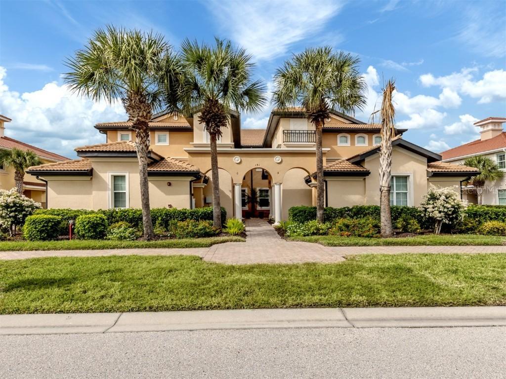 141 Bella Vista Ter. #34A, North Venice, FL 34275