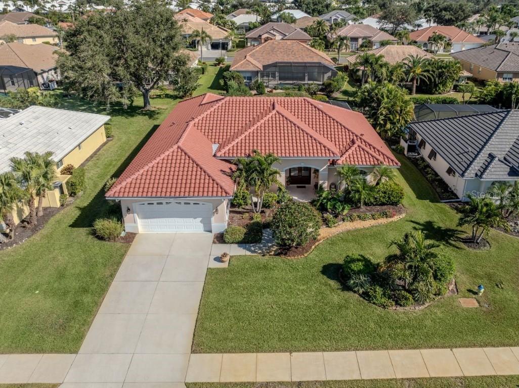 529 Lake Of The Woods Dr., Venice, FL 34293