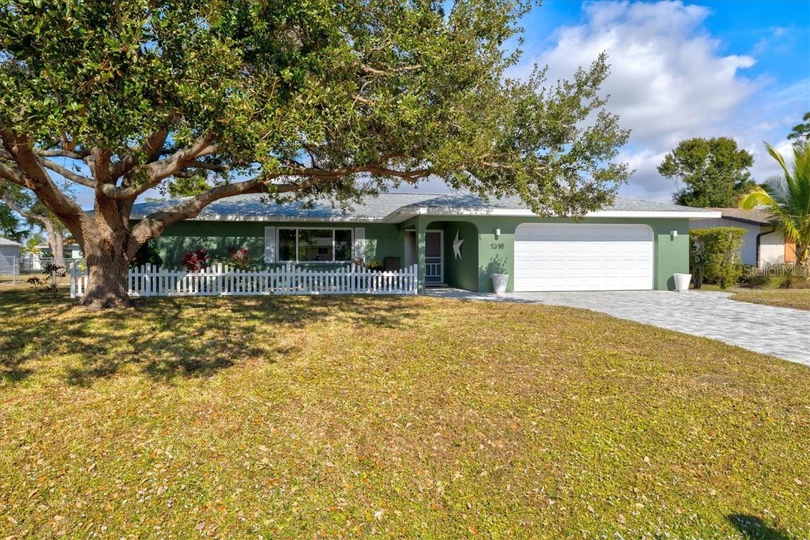 1316 Fir Ave., Venice, FL 34285