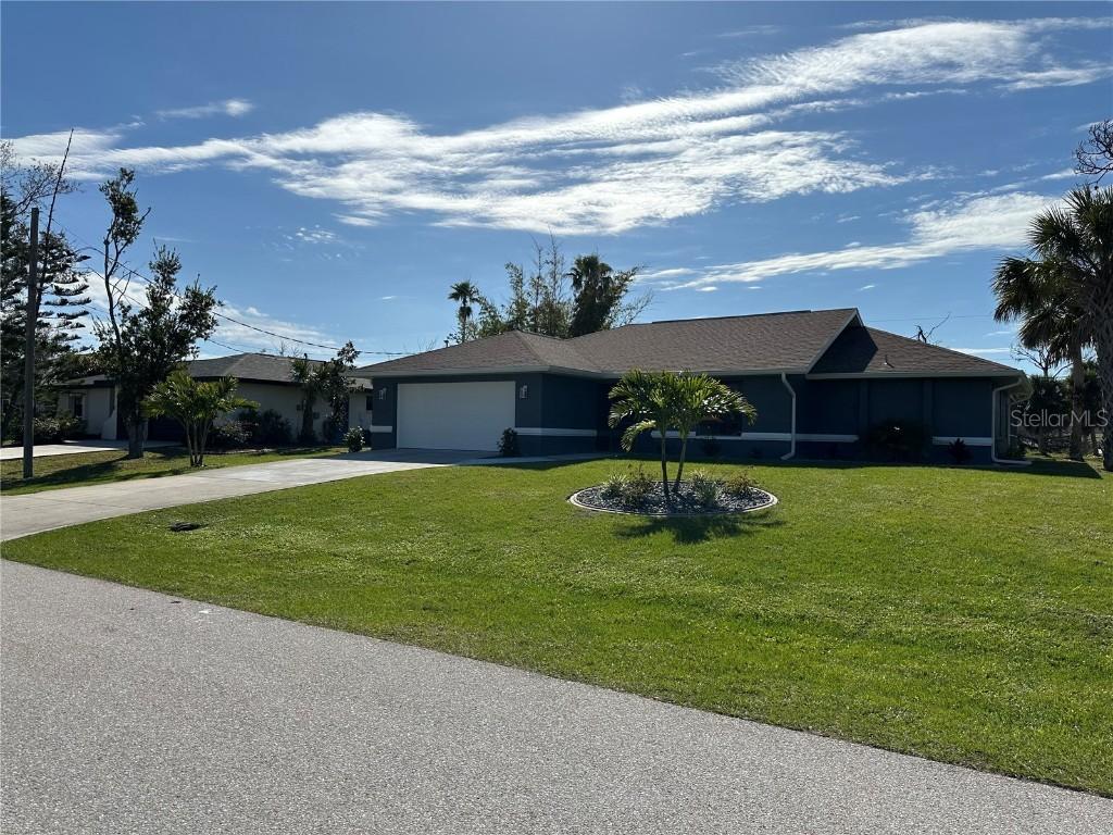 61 Mark Twain Ln., Rotonda West, FL 33947