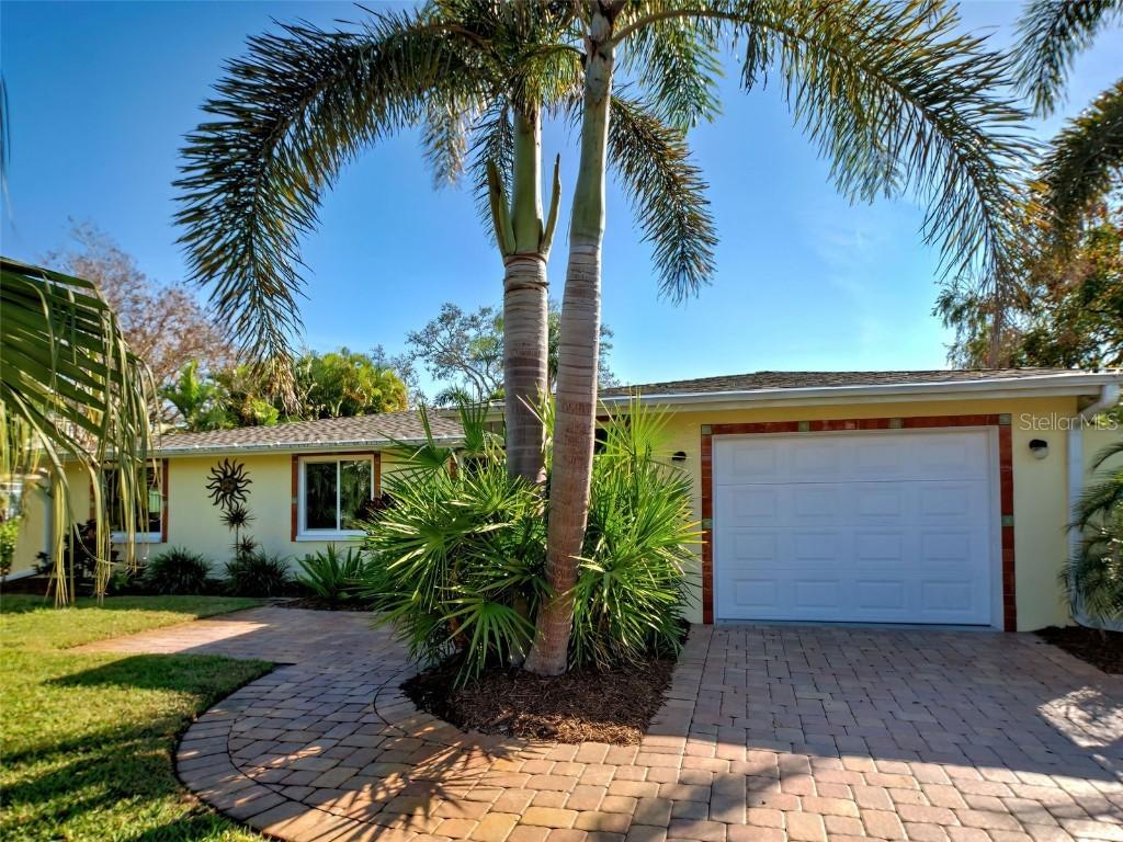 3695 Shamrock Dr., Venice, FL 34293