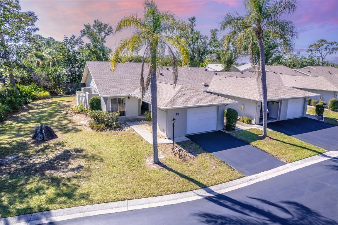 301 Pinebrook Club Dr. #1, Venice, FL 34285