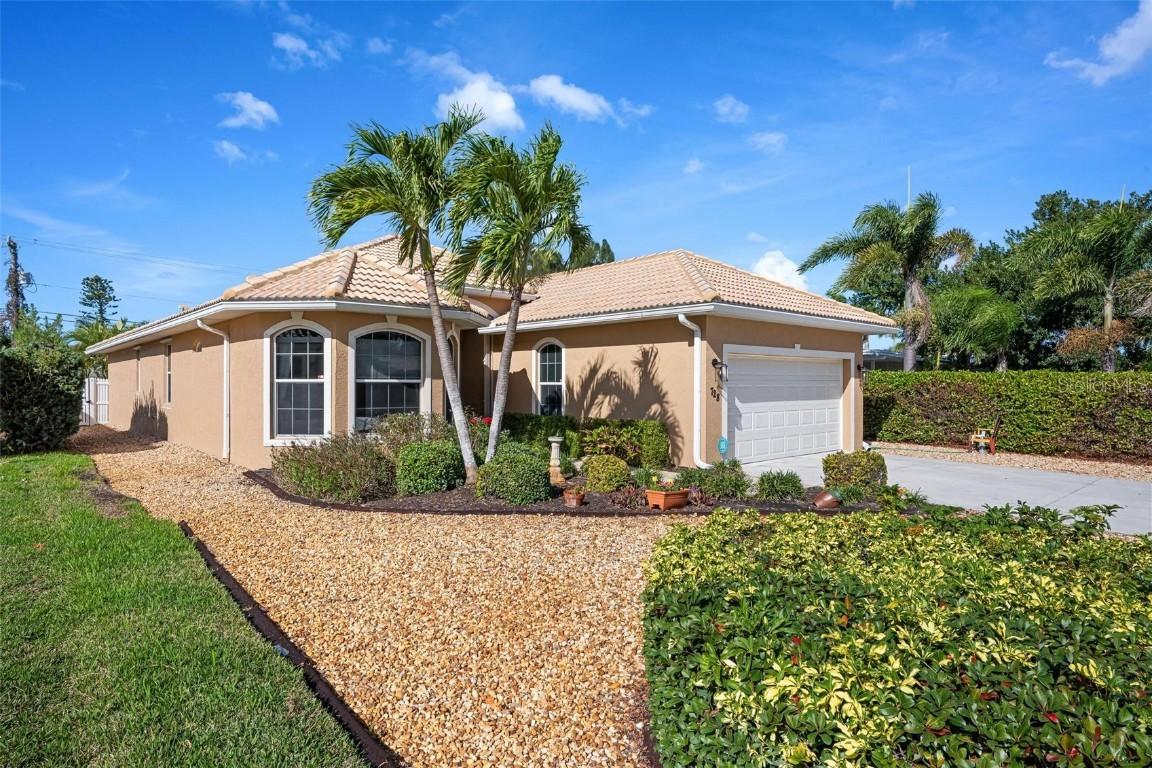 728 Serata St., Venice, FL 34285