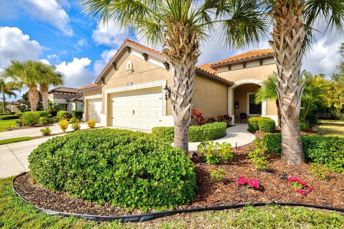 272 Acerno Dr., Nokomis, FL 34275