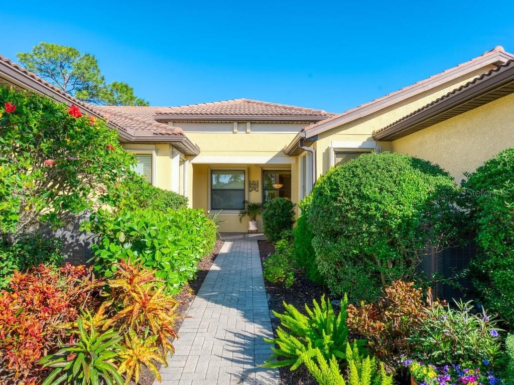 11090 Campazzo Dr., Venice, FL 34292