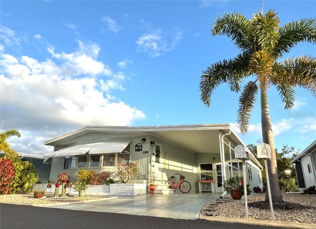 17 Lafitte Dr., Nokomis, FL 34275