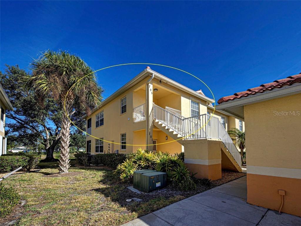 703 Casa Del Lago Way, Venice, FL 34292