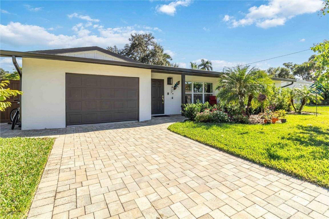 6304 Saint Andrews Cir., Fort Myers, FL 33919