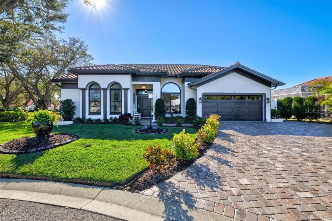 1210 Whitney Dr., Venice, FL 34292