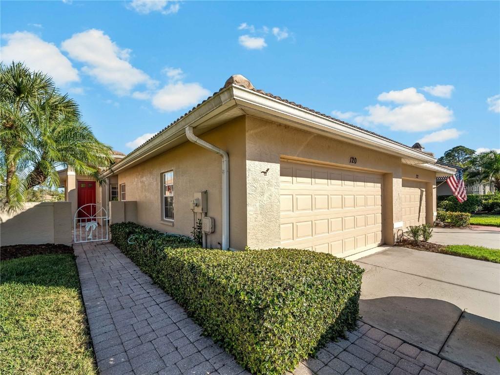 120 Auburn Woods Cir., Venice, FL 34292