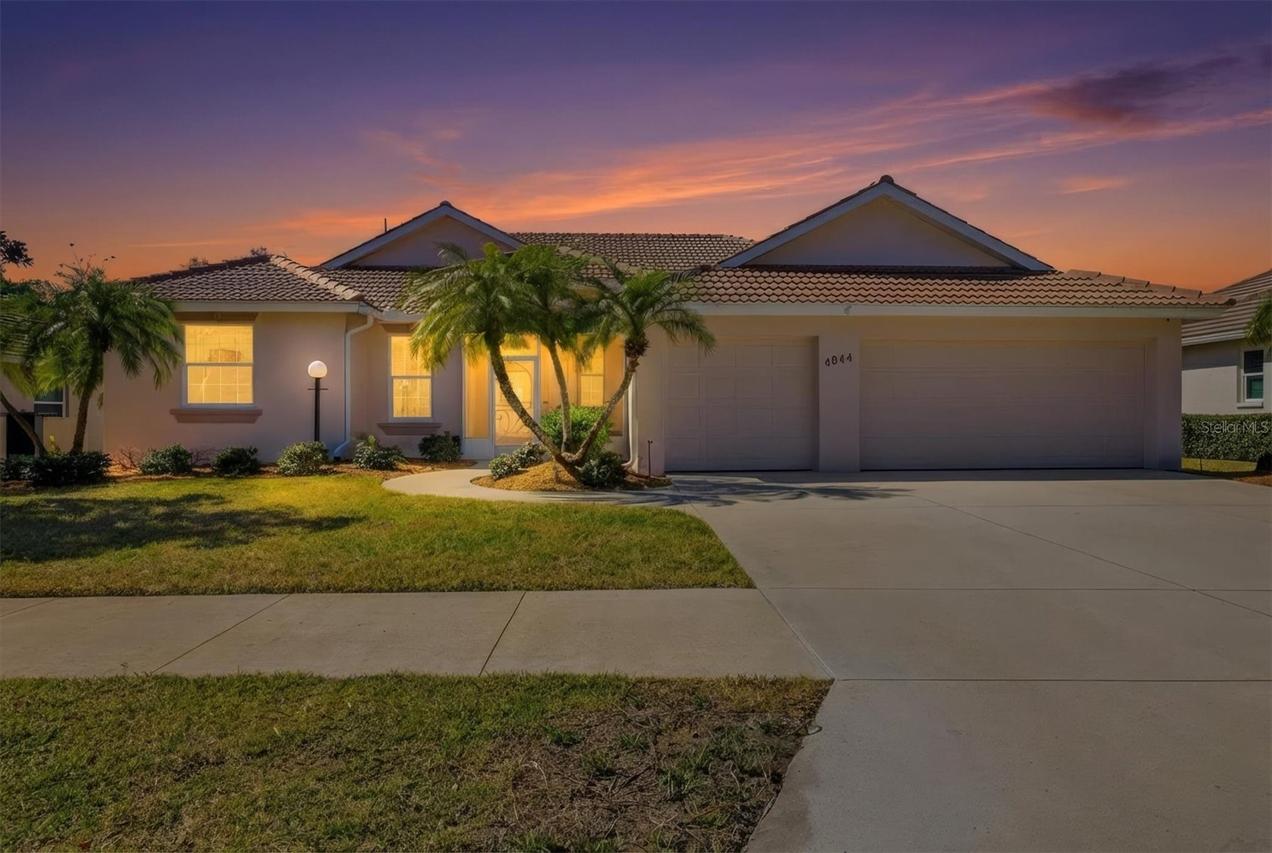 4844 Three Oaks Blvd., Sarasota, FL 34233