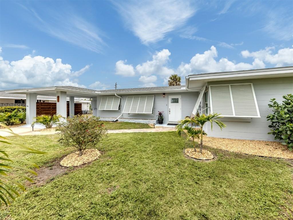825 Nokomis Ave., Venice, FL 34285