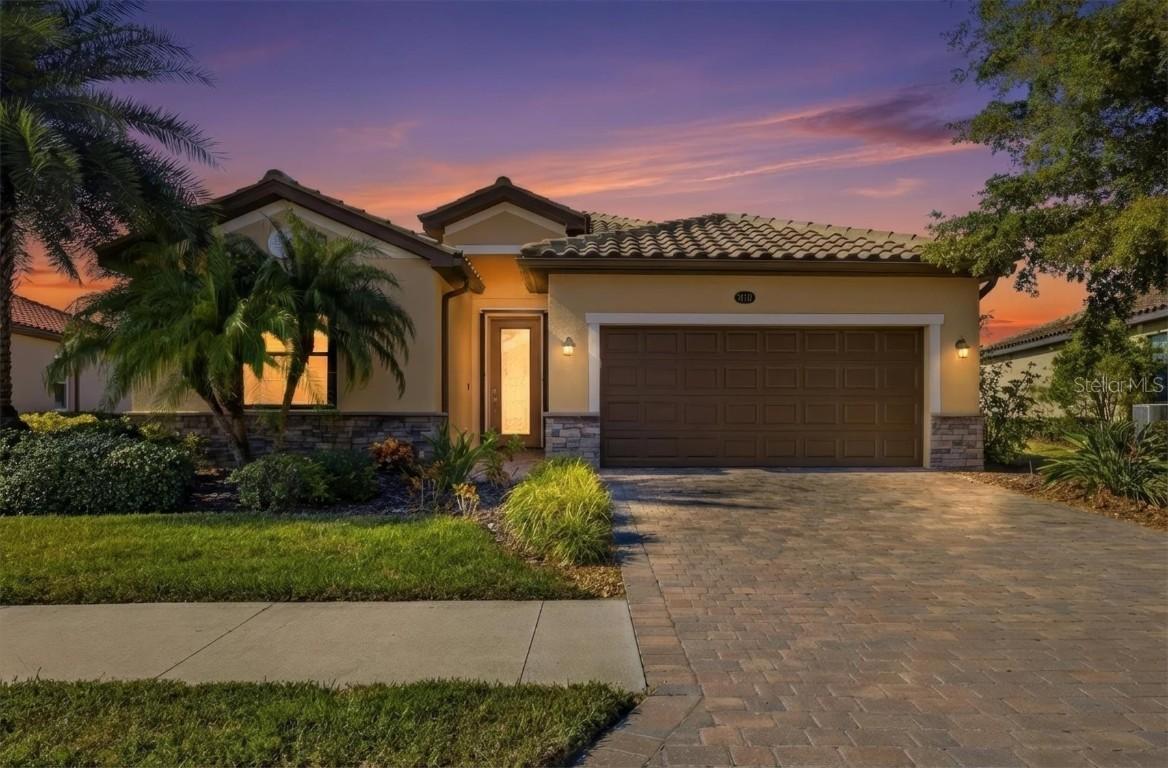 20211 Granlago Dr., Venice, FL 34293