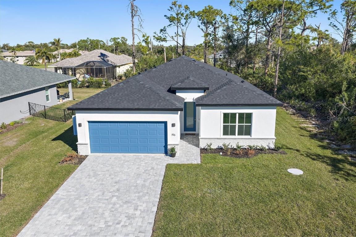 196 Jennifer Dr., Rotonda West, FL 33947