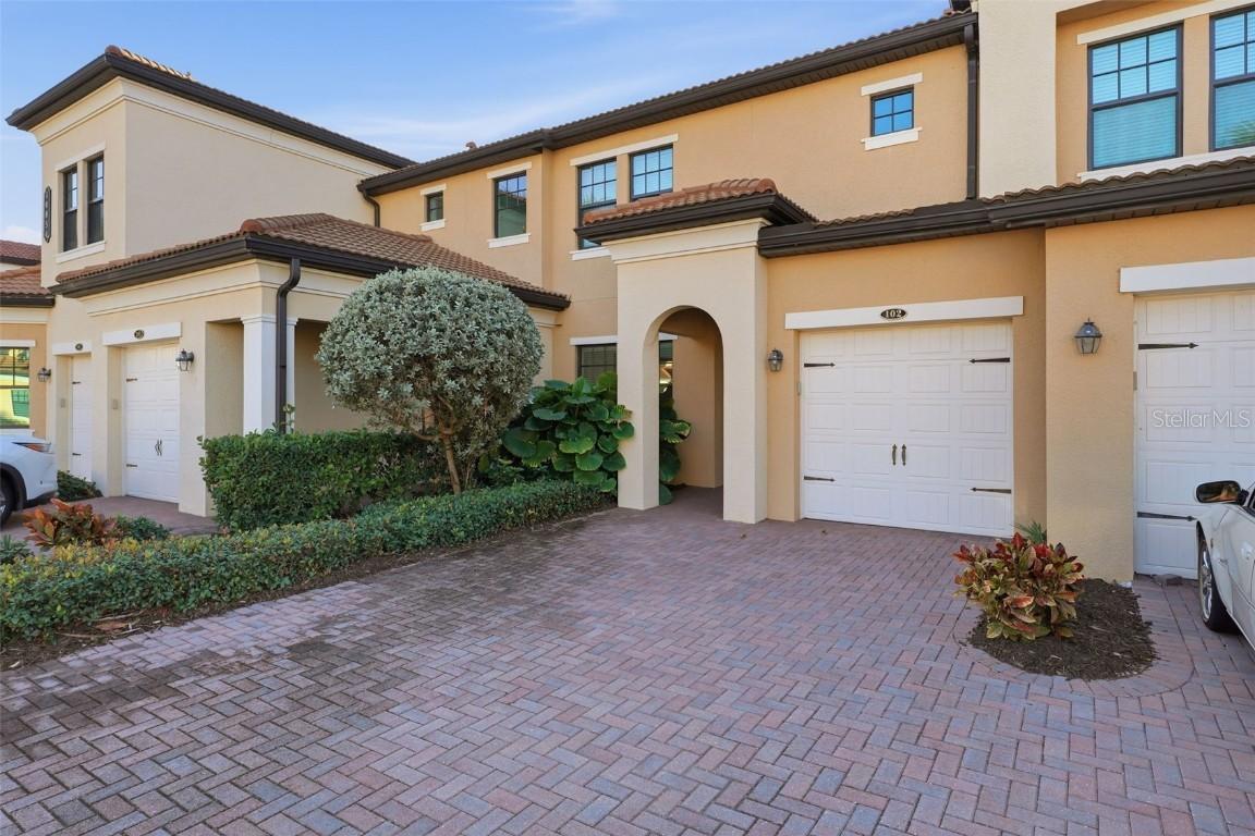 10054 Crooked Creek Dr. #102, Venice, FL 34293