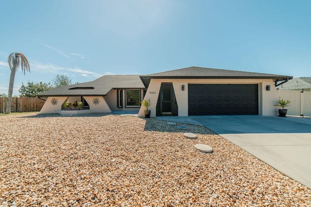 9273 Carnation Ave., Englewood, FL 34224