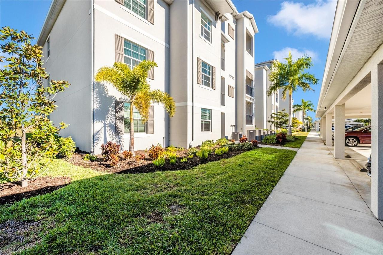 12180 Wellen Golf St. #301, Venice, FL 34293