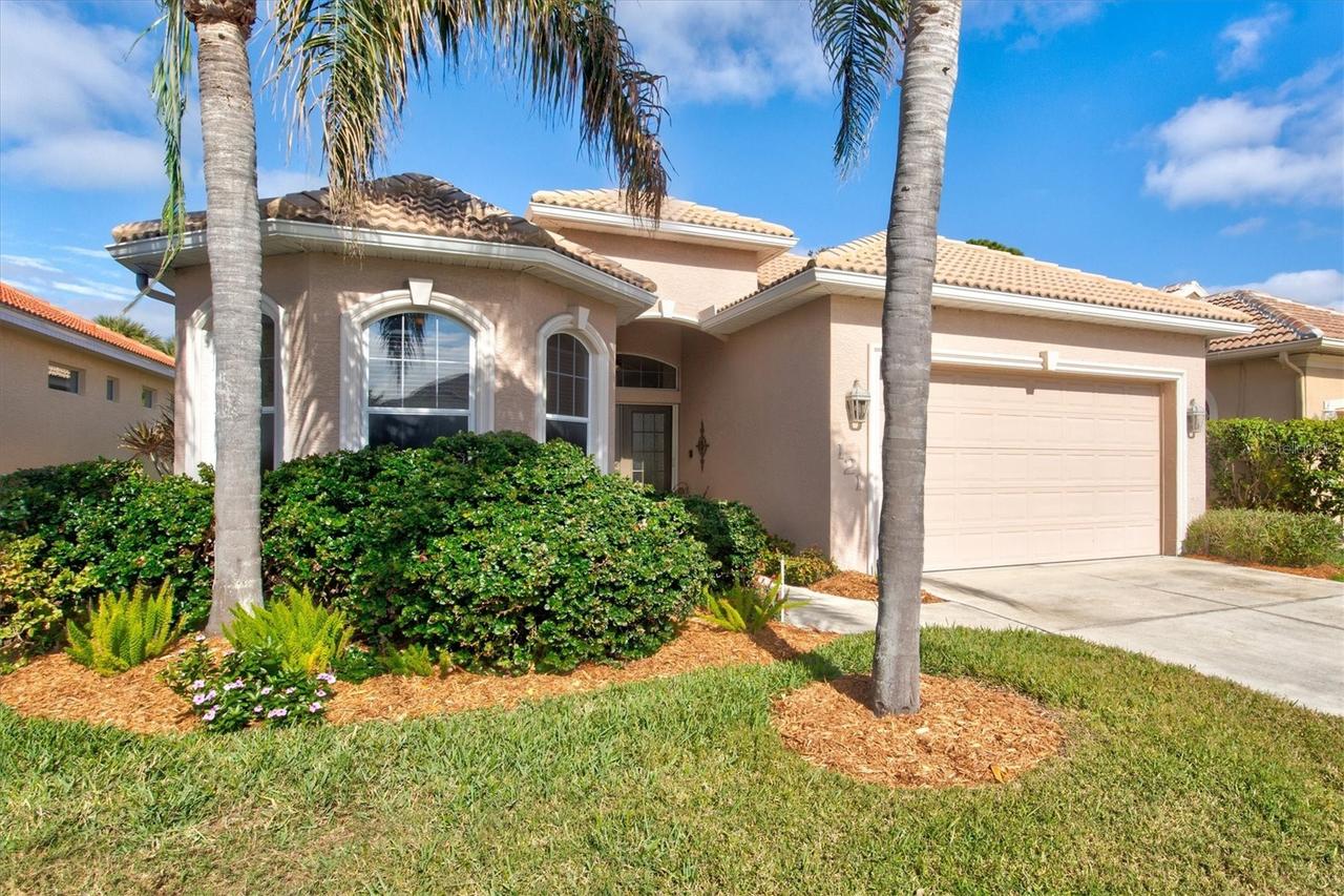 121 Amora Ave., Venice, FL 34285