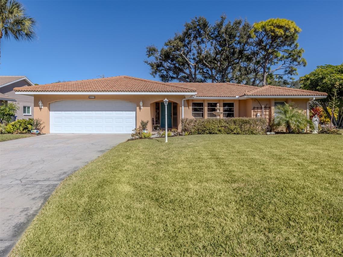 317 Monet Dr., Nokomis, FL 34275