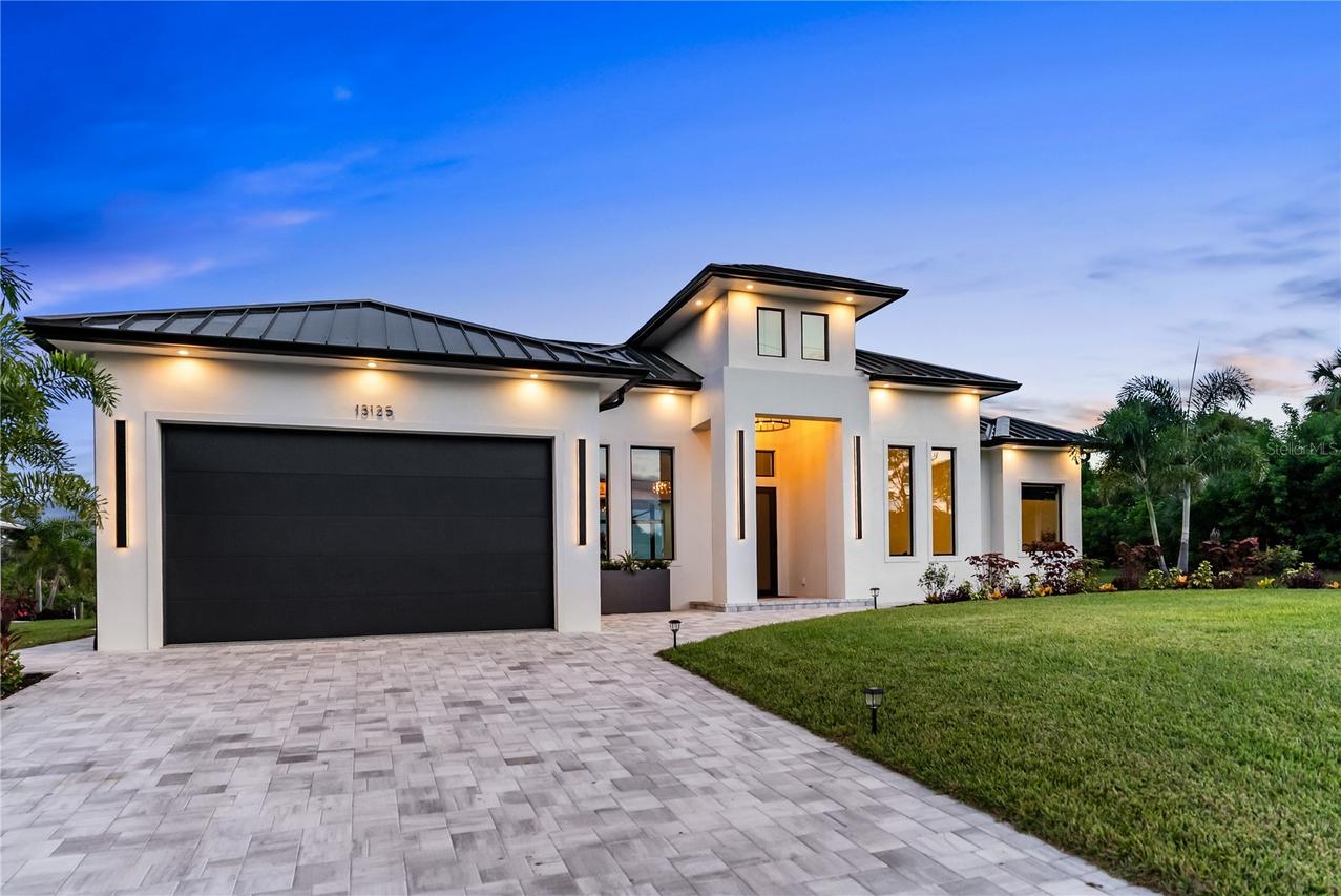 13125 Irwin Dr., Port Charlotte, FL 33953