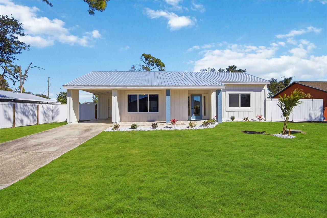 1302 Eagle St., Port Charlotte, FL 33952