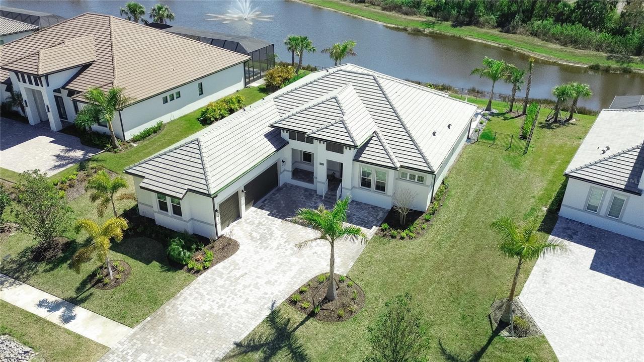 1154 Kings Way Dr., Nokomis, FL 34275