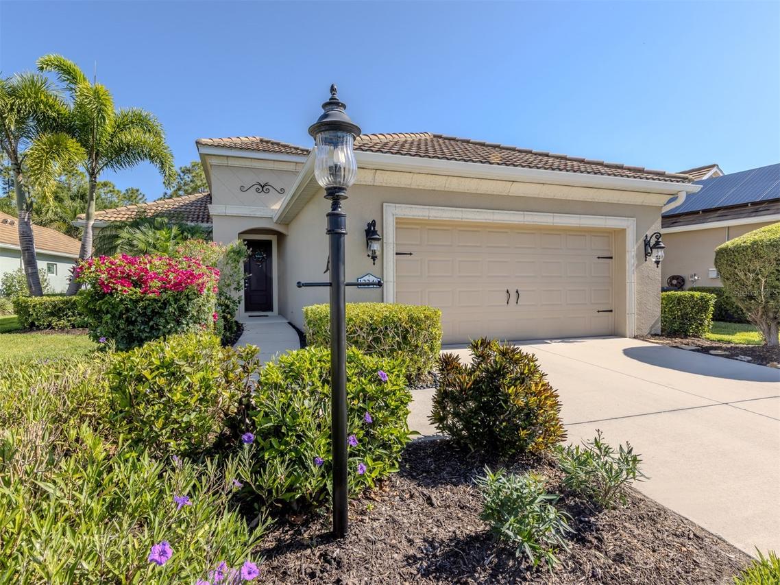 12240 Stuart Dr., Venice, FL 34293
