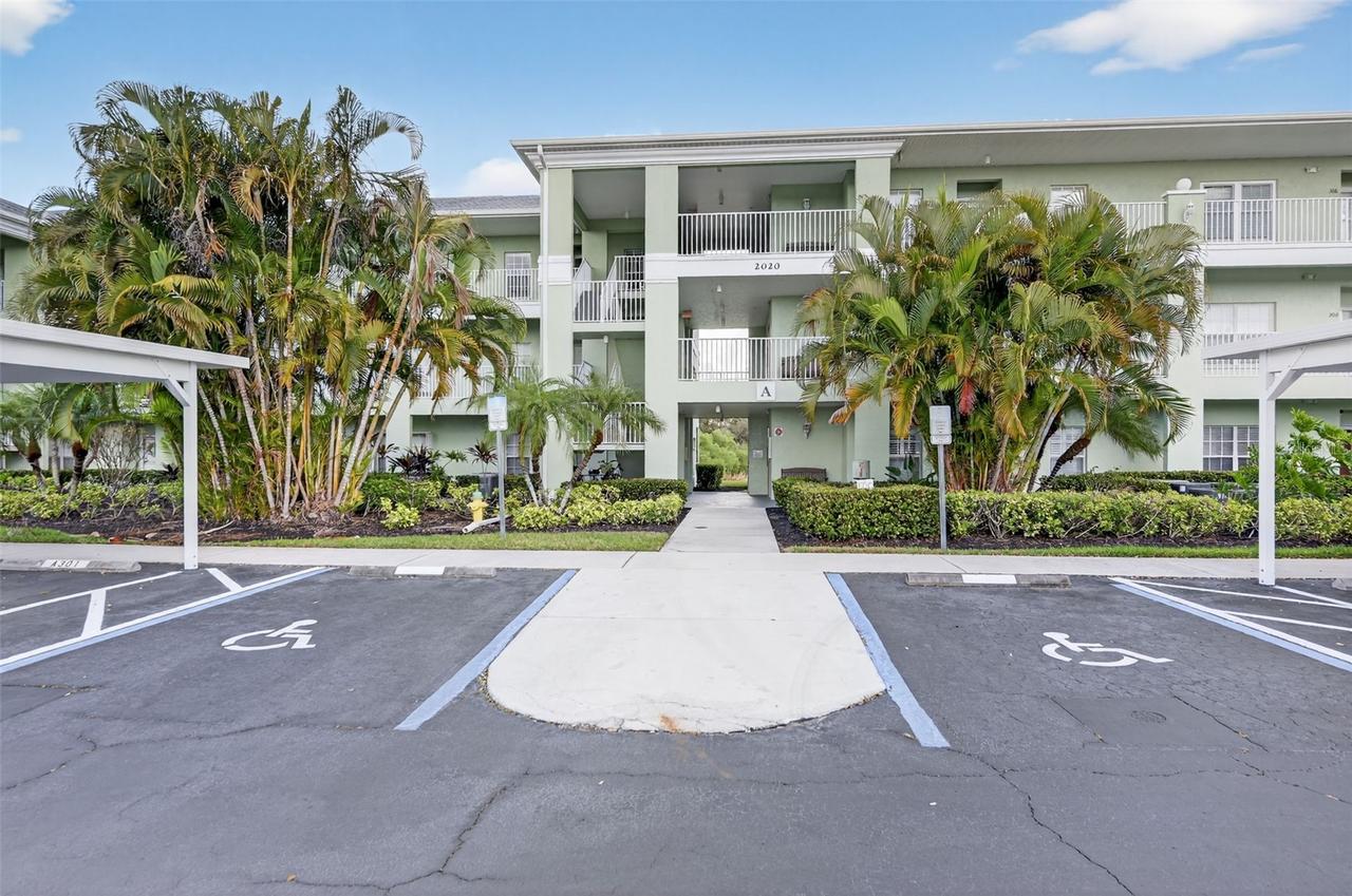 2020 Willow Hammock Cir. #304, Punta Gorda, FL 33983