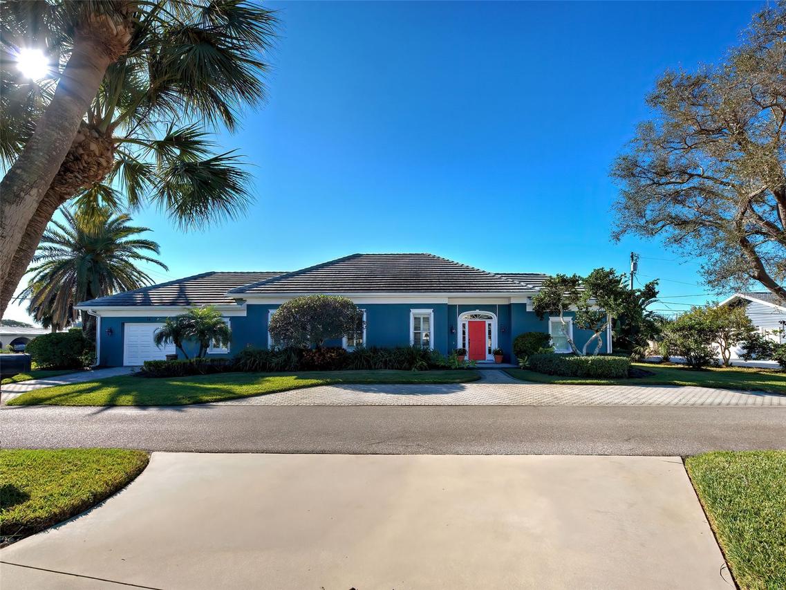 16 Gulf Manor Dr., Venice, FL 34285