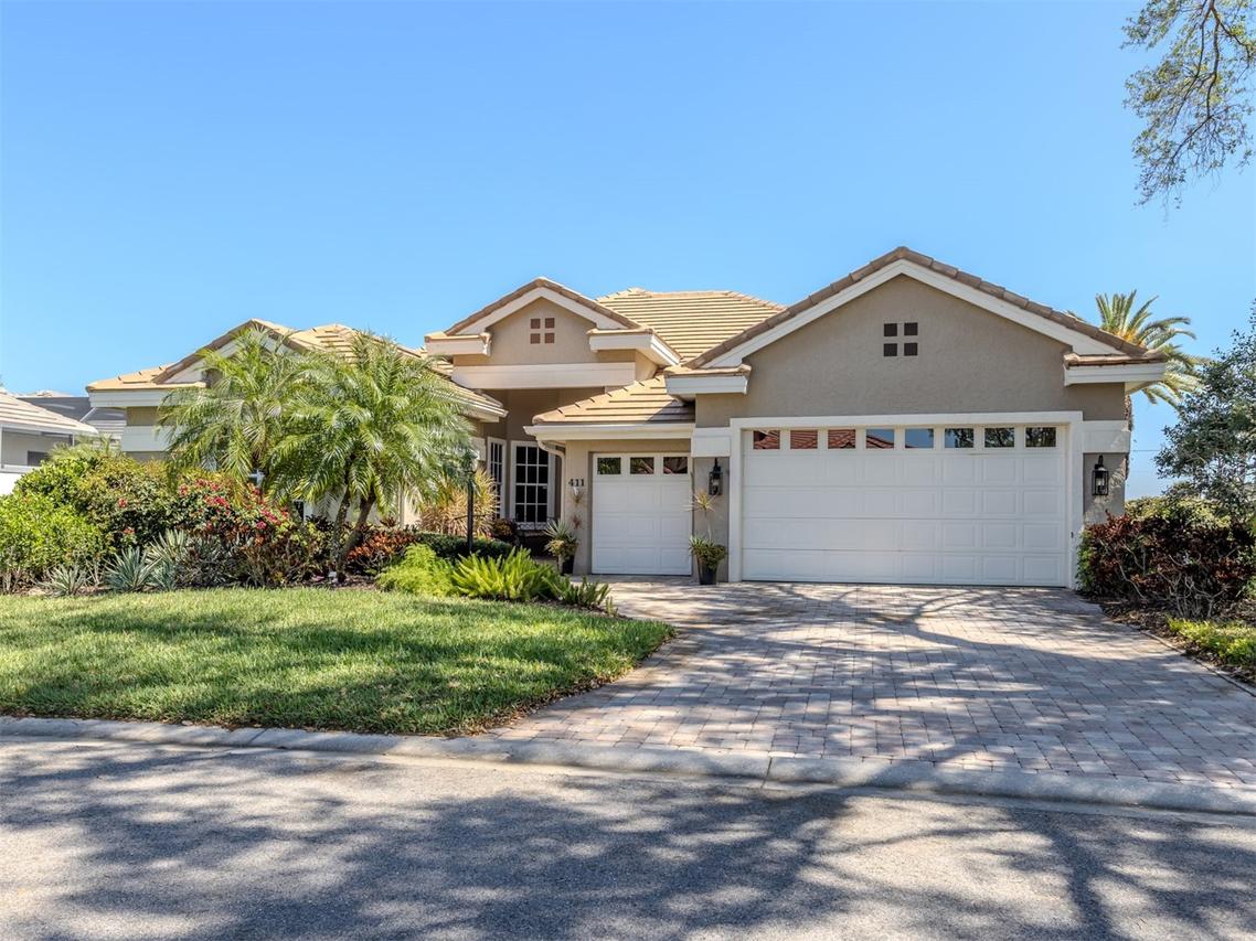 411 Wellington Ct., Venice, FL 34292